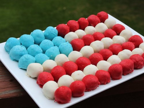 July Fourth cake pops