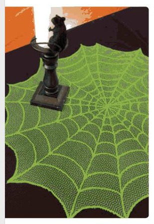 alien green table topper